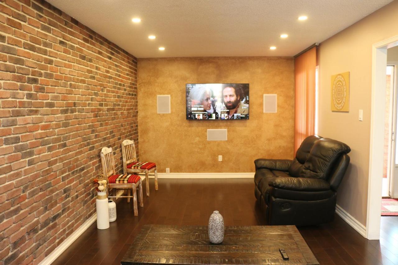 Quiet And Contemporary Home ماركهام المظهر الخارجي الصورة