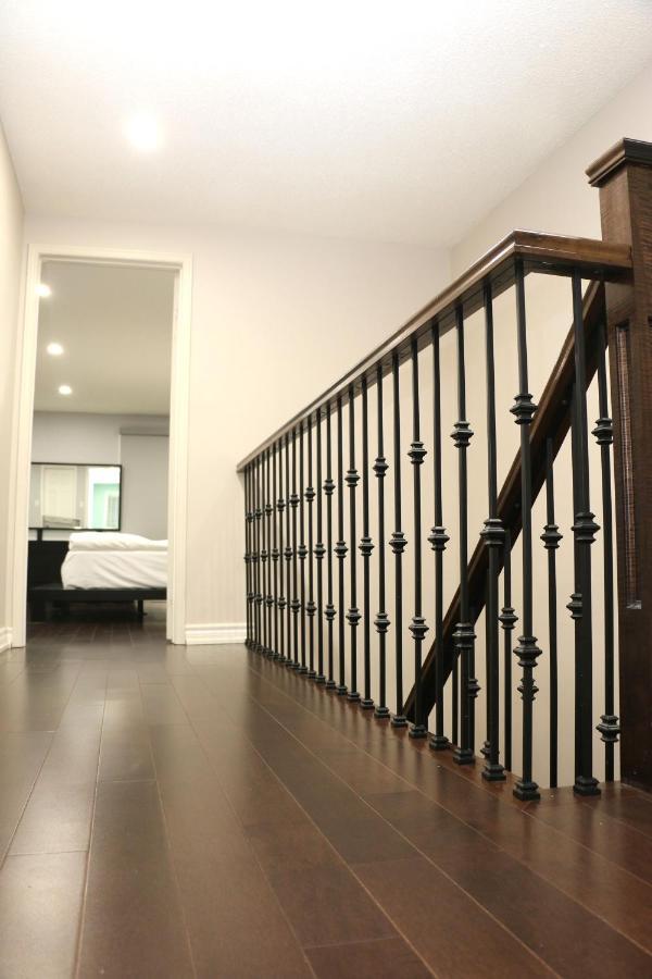 Quiet And Contemporary Home ماركهام المظهر الخارجي الصورة
